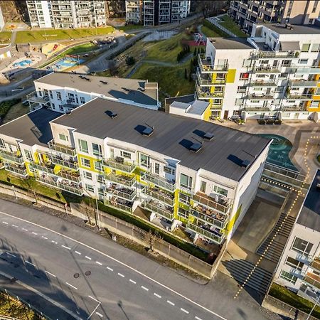 3 Sleeping Rooms For 82M2 Which Direct Traffic To Airport And City Center Bergen Exteriör bild