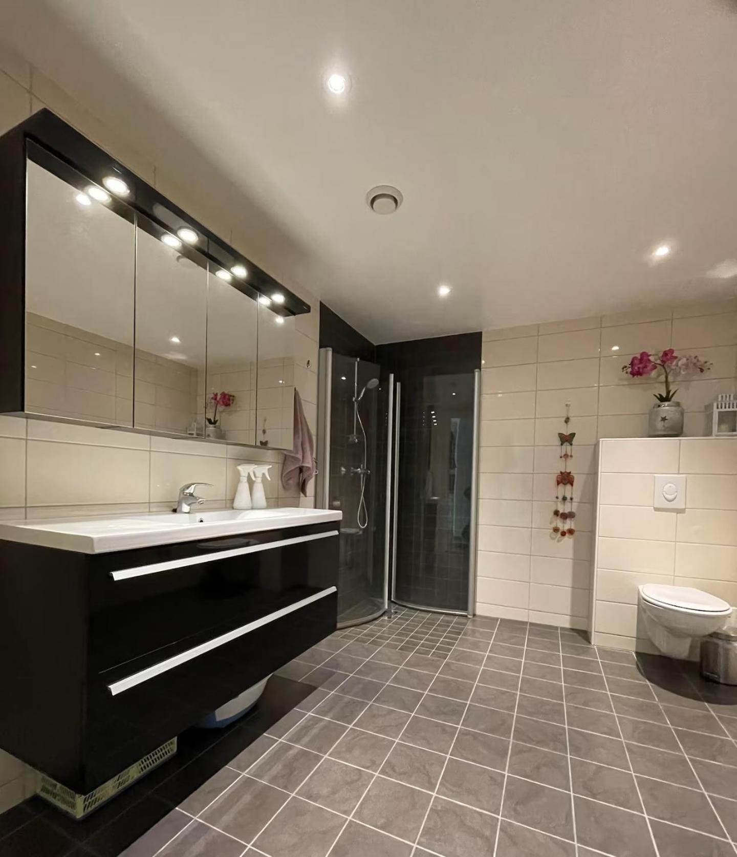 3 Sleeping Rooms For 82M2 Which Direct Traffic To Airport And City Center Bergen Exteriör bild